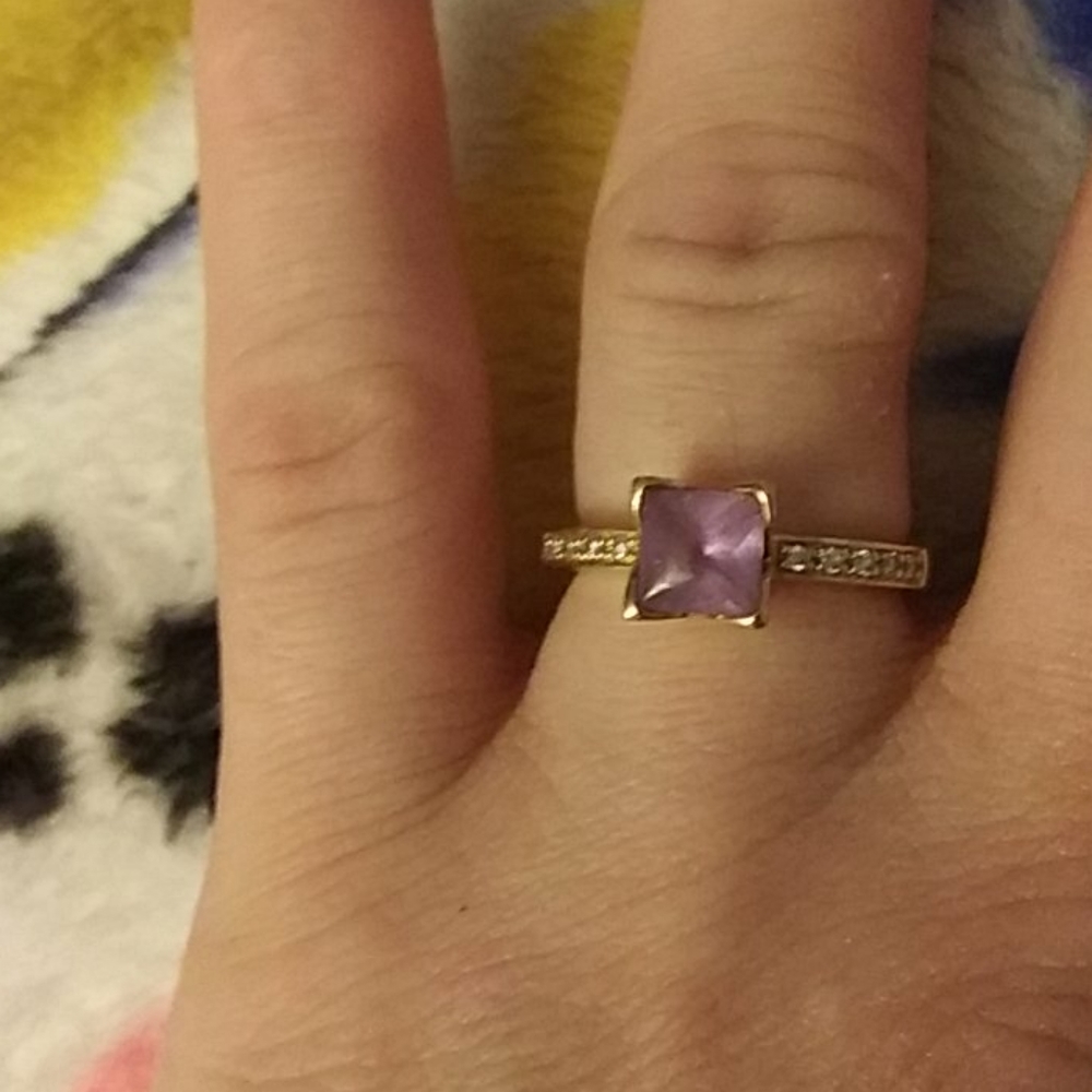 Gold natural amethyst ring with real diamo…